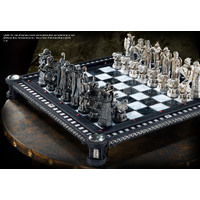 Harry Potter Final Challenge Chess Set